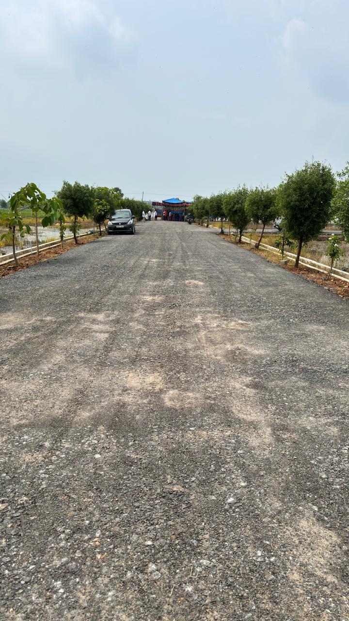 Land for sale in Vuyyuru
